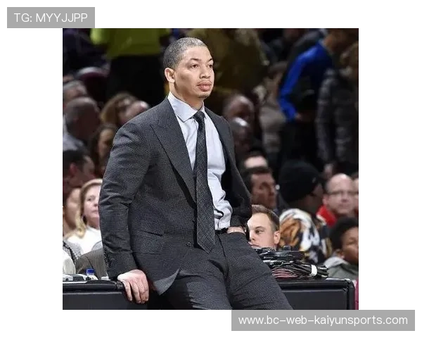 快船问题重重，泰伦卢执教危机加剧，泰伦卢加盟快船助教