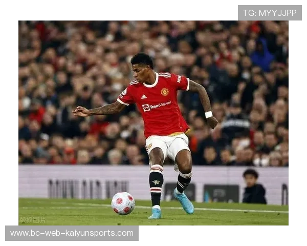 拉什福德右脚抽射命中远角